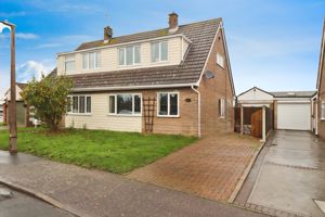 CHURCHILL CLOSE- click for photo gallery